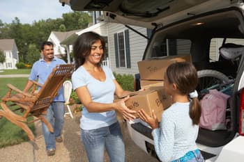 How to Buy and Sell a House at the Same Time