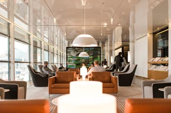 The Guide to Cathay Pacific Lounges in Hong Kong