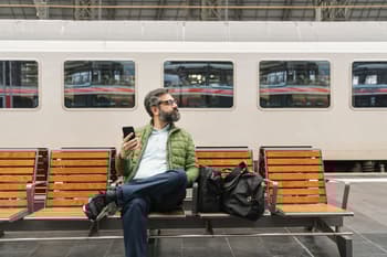 When to Use Kiwi for Your Next Flight Booking