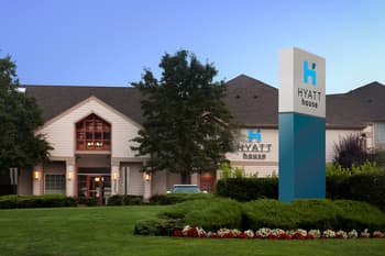 Hyatt House vs. Hyatt Place: Which Is Right for Your Trip?