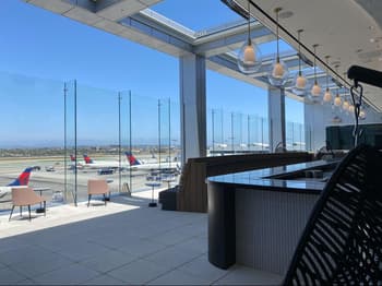 Delta Sky Club LAX Review: The Sky Deck Is the Star