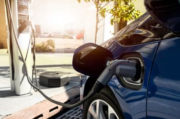 How to Find Hotels with EV Charging Stations