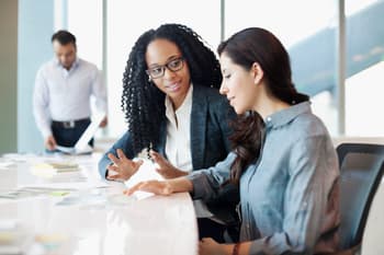 9 Black Financial Influencers to Follow in 2023