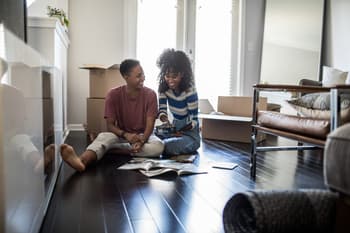 6 LGBTQ+ Financial Influencers to Follow in 2023