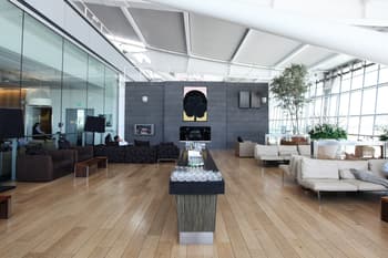 British Airways First Class Lounge at Heathrow Review: Runway Views and Quick Online Ordering