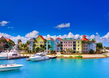 Bahamas vs. Hawaii: Which Destination is Best for Your Next Trip?