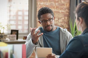 5 Tactics to Negotiate More Vacation Time