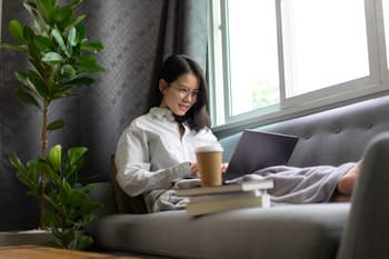 6 AAPI Financial Influencers to Follow in 2024