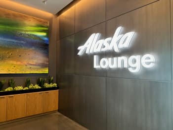 Alaska Lounge SFO San Francisco entrance