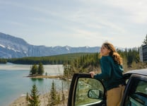 Points Pulse for Nov. 3, 2025: Fraud is up, perks are down, Air Canada pours another round