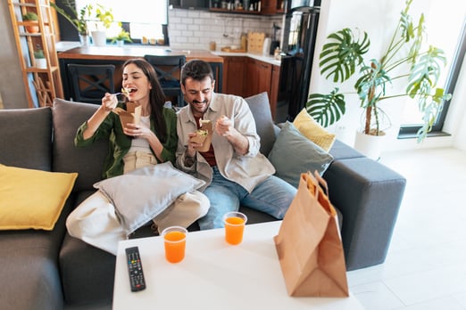 Amex Cobalt earns rewards on groceries and delivery