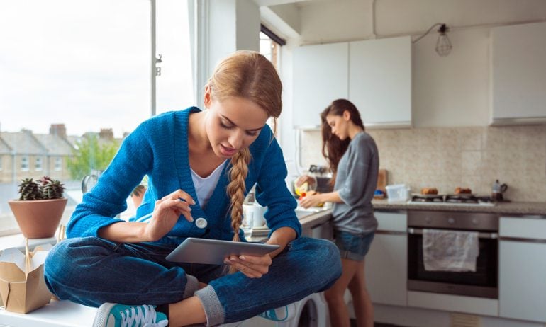 Moving Out of a Shared Apartment: Make Sure You're Off the Bills