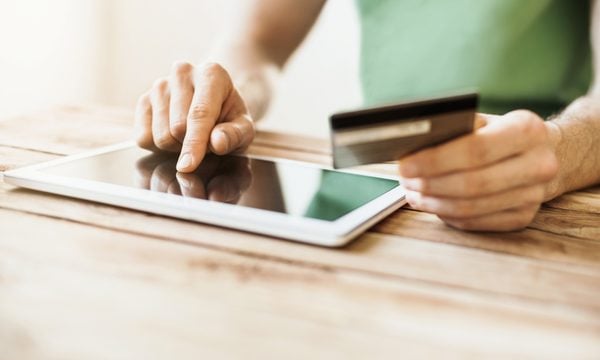 Walmart card use instantly_story