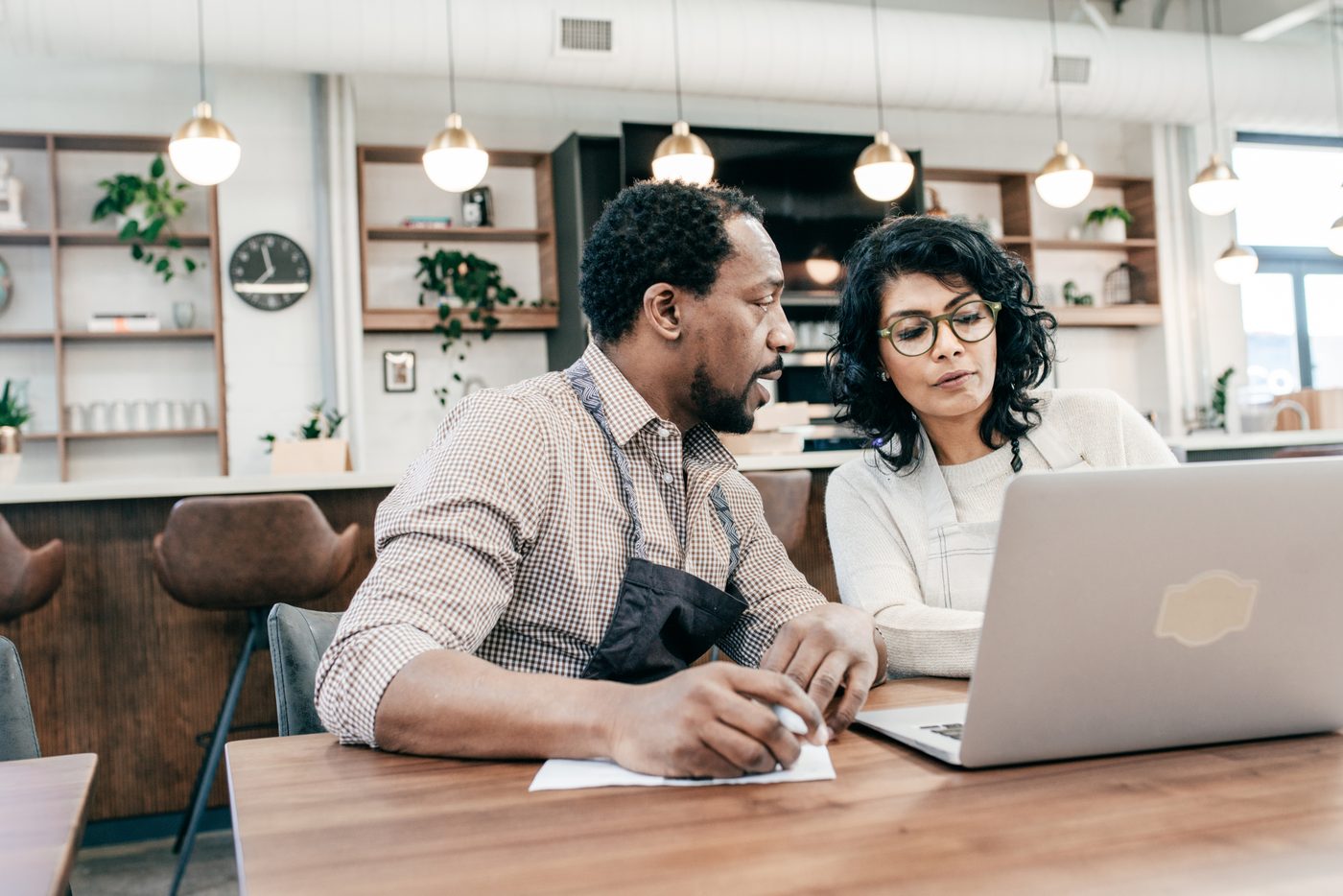 QuickBooks Online Review 2026: Pros, Cons, Alternatives - NerdWallet