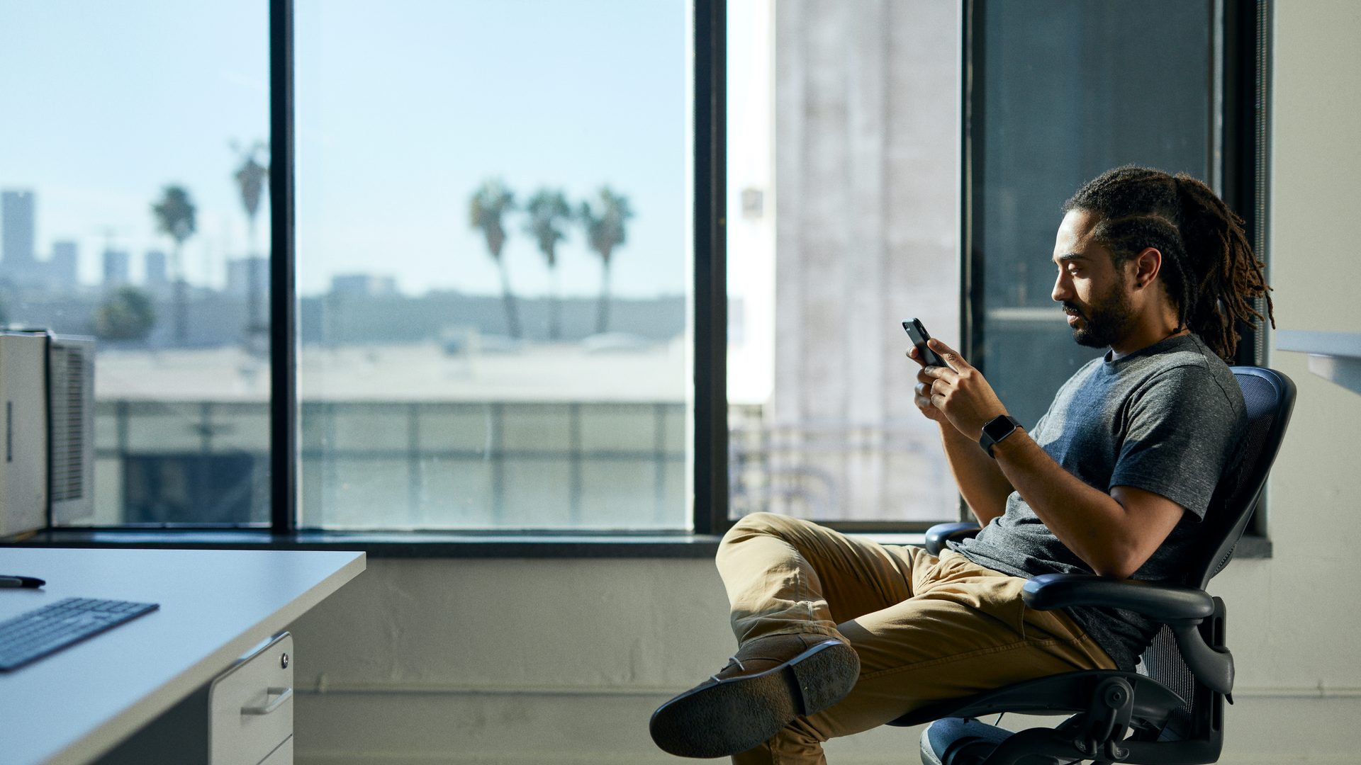 How and Where To Buy Spot Bitcoin ETFs - NerdWallet