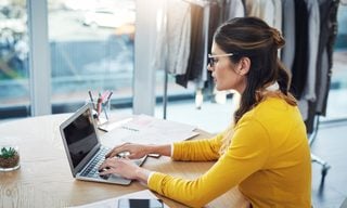 QuickBooks Online vs. Desktop: Which Is Right for Your Business?
