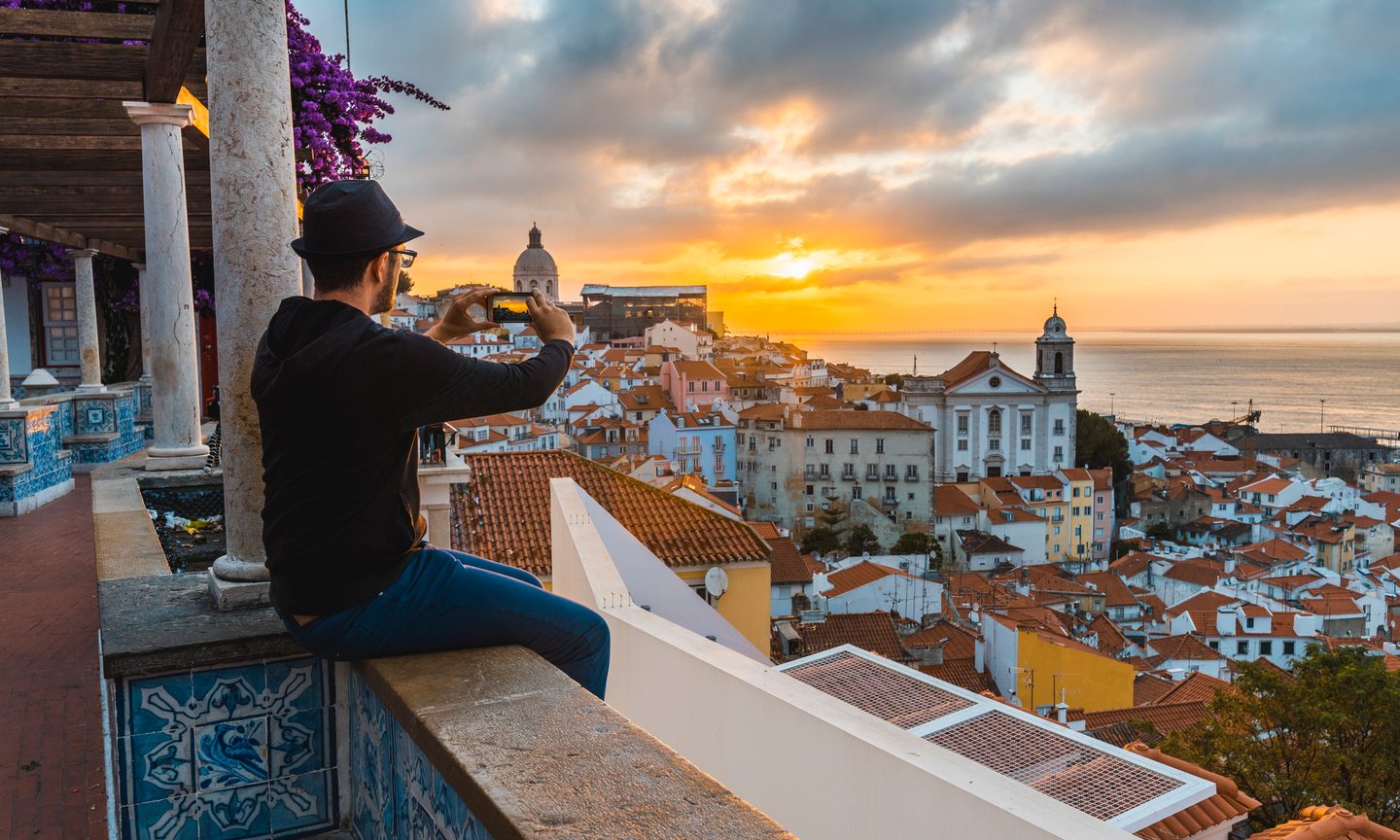 Airbnb Monthly Rentals: Pros and Cons - NerdWallet