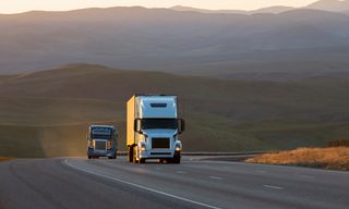 13 Best Factoring Companies for Trucking