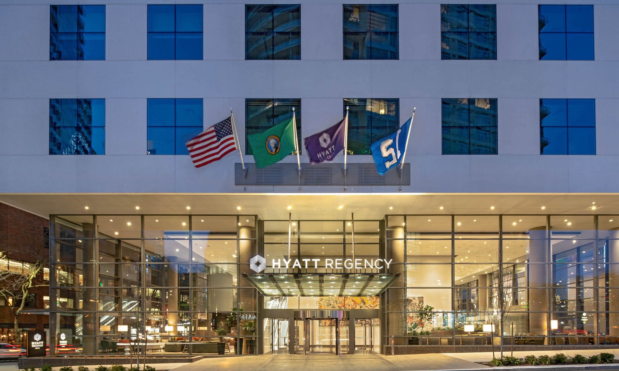 Hyatt Regency Seattle tower