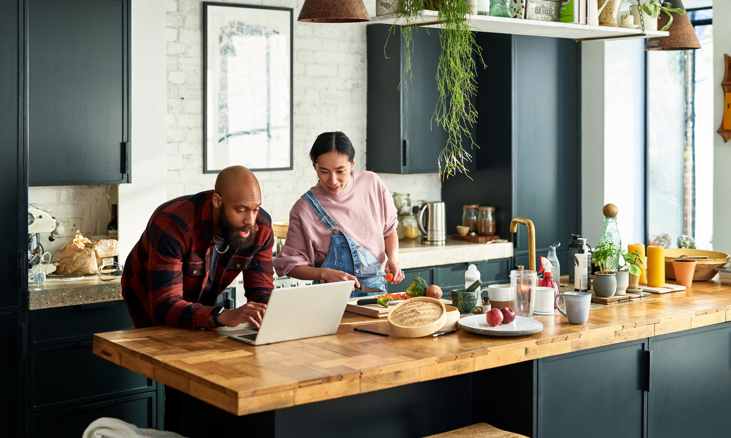 Survey: Crypto Is Popular but Plagued With Misconceptions - NerdWallet