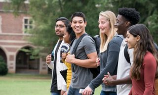 A Guide to Bank of America’s Student Credit Cards
