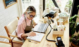 How the Fed Rate Affects Small-Business Loans