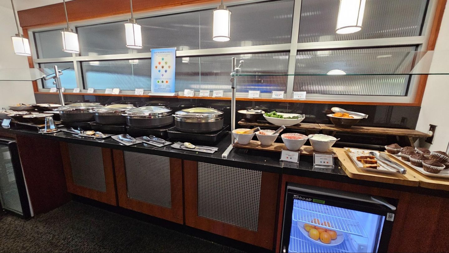 Cafeteria, Indoors, Restaurant
