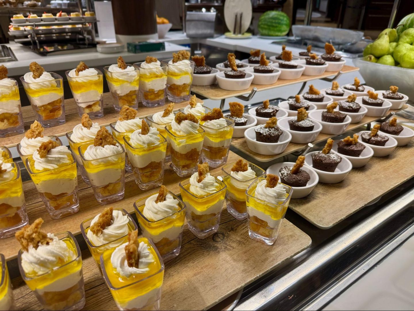 Cream, Dessert, Food