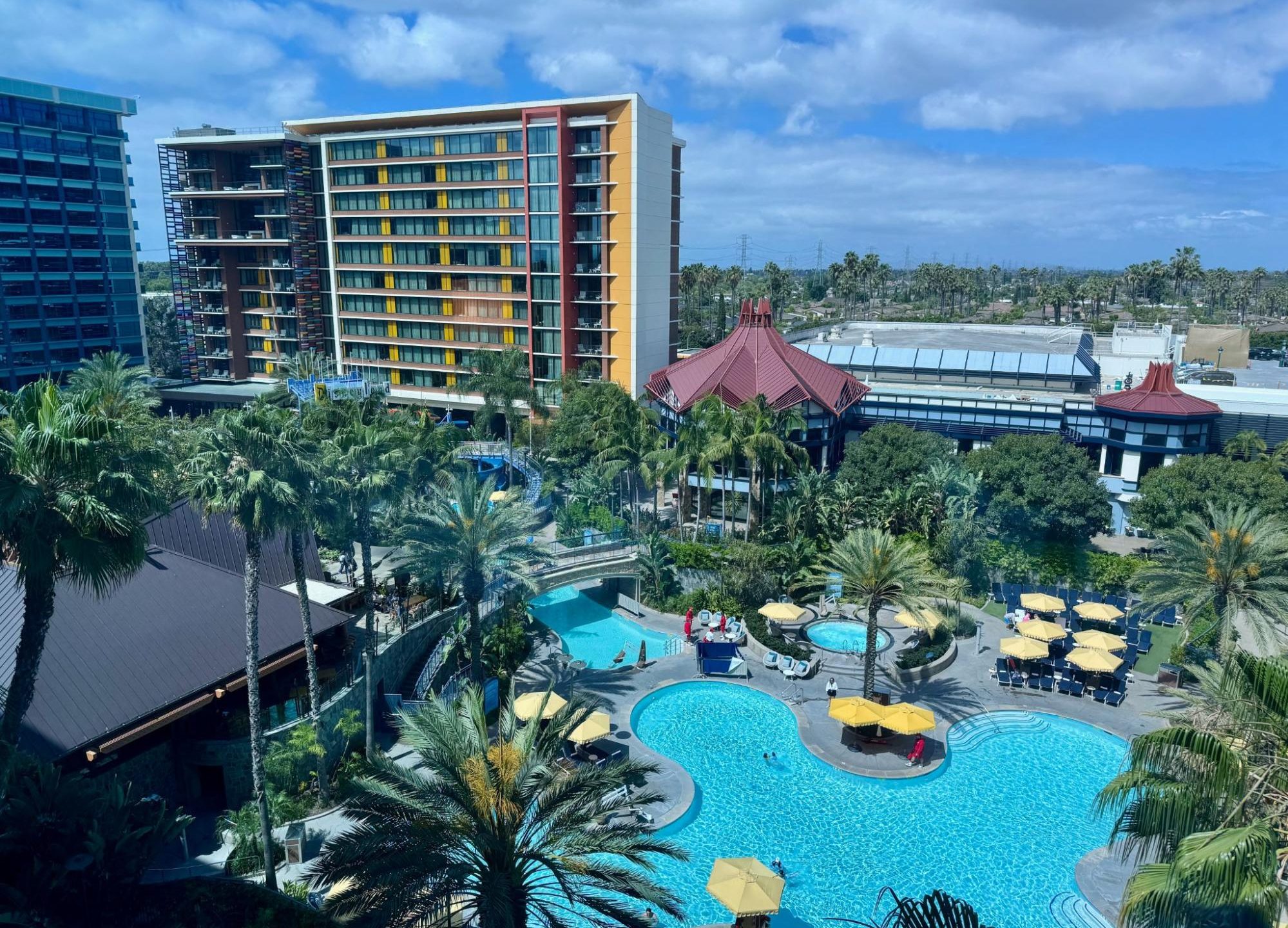 6 Disneyland Hotels Within Walking Distance - NerdWallet