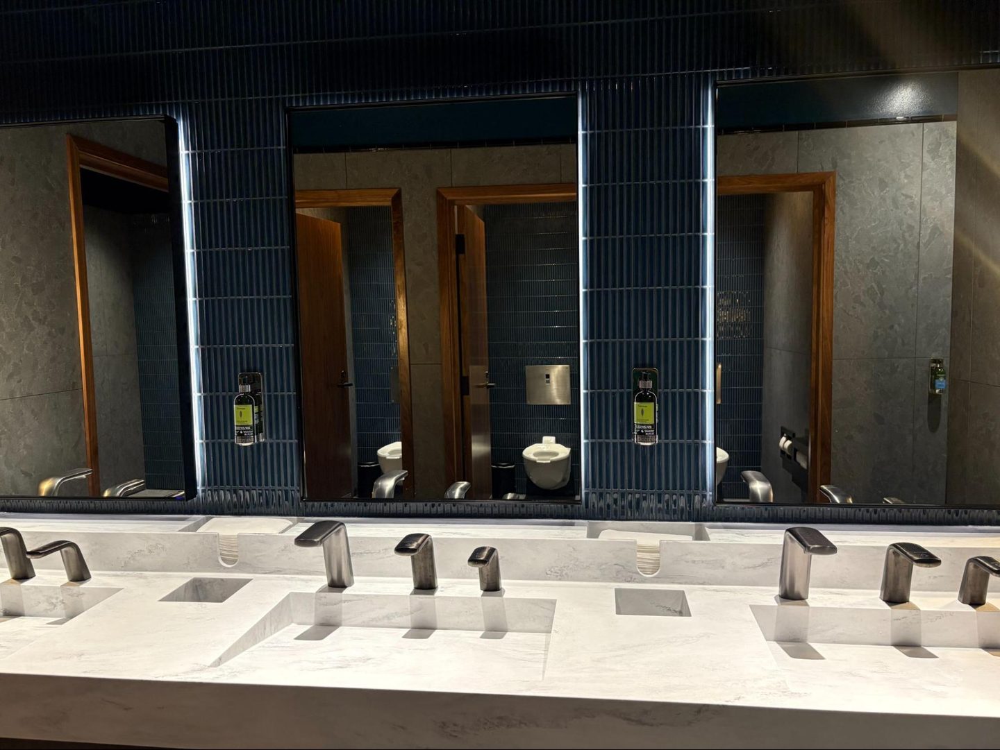 Double Sink, Sink, Basin