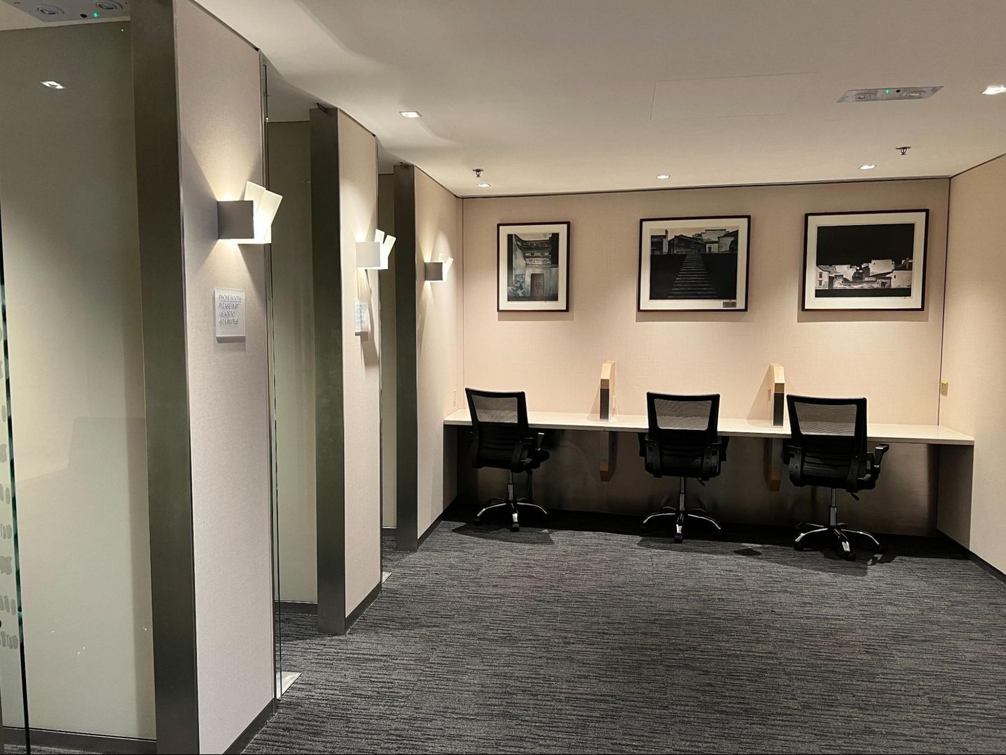 Indoors, Beauty Salon, Chair