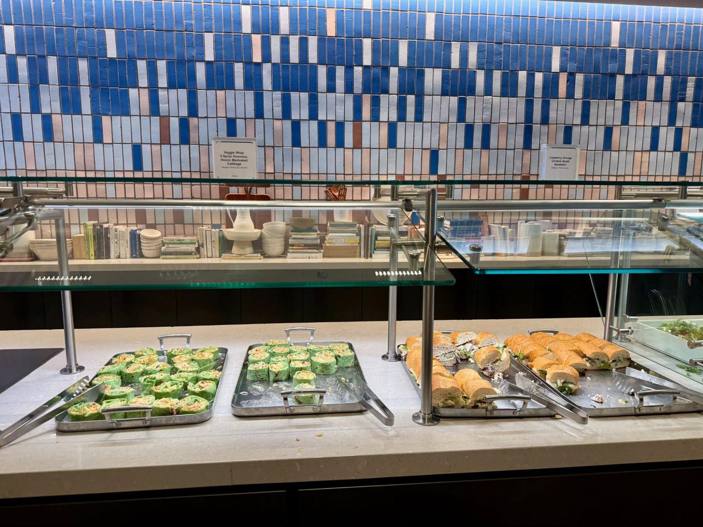 Cafeteria, Indoors, Restaurant