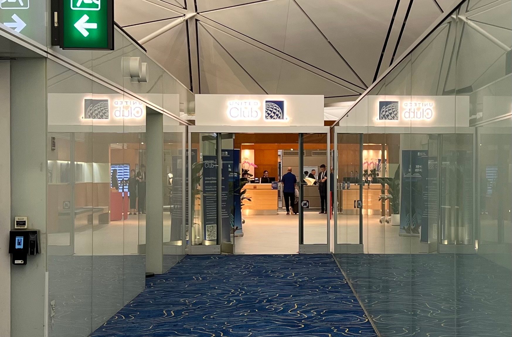 Airport, Floor, Indoors