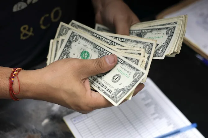Calculator: How Long Until You Reach Trillionaire Status?