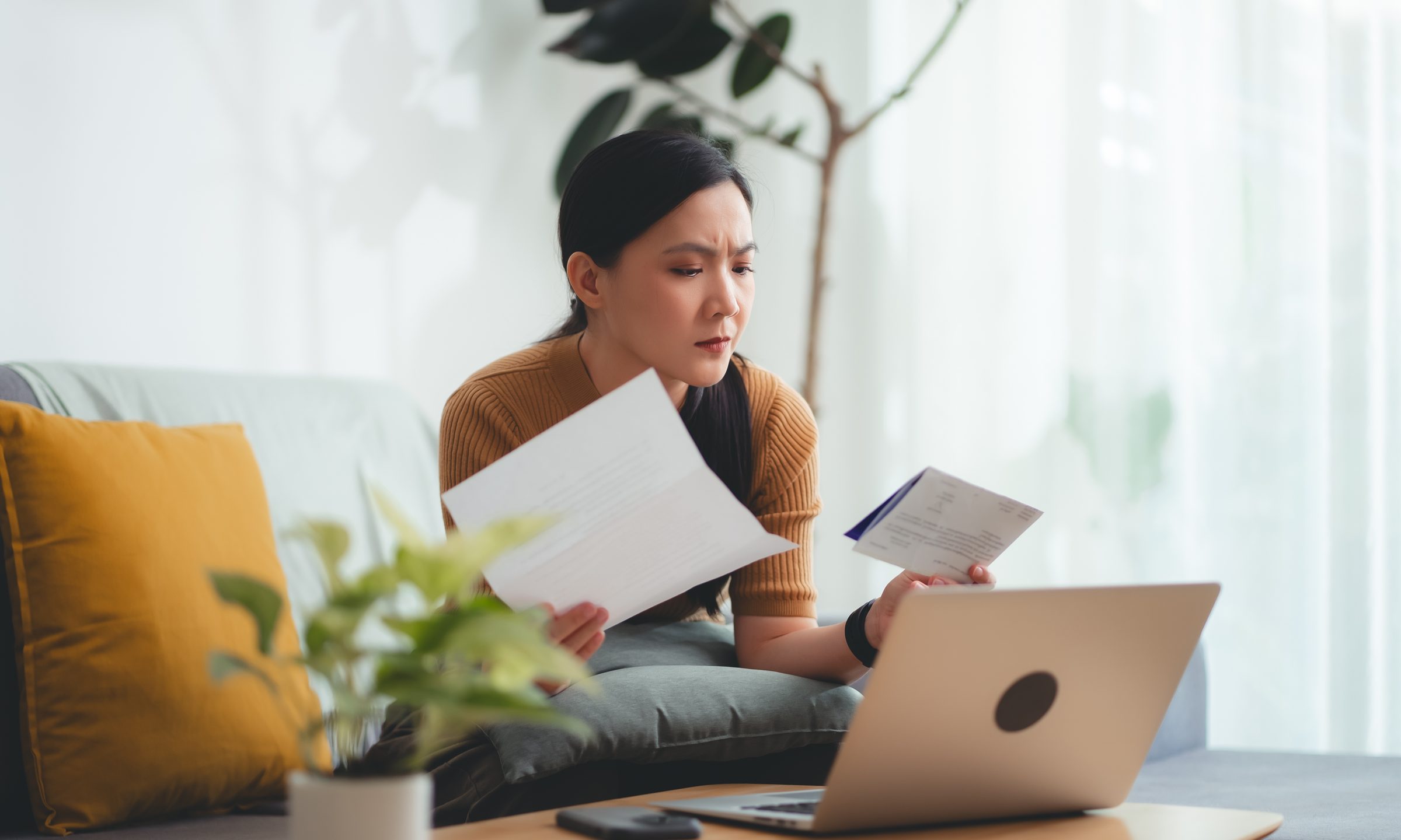 Asked on Reddit: My Parents Ruined My Credit. How Can I Fix It?