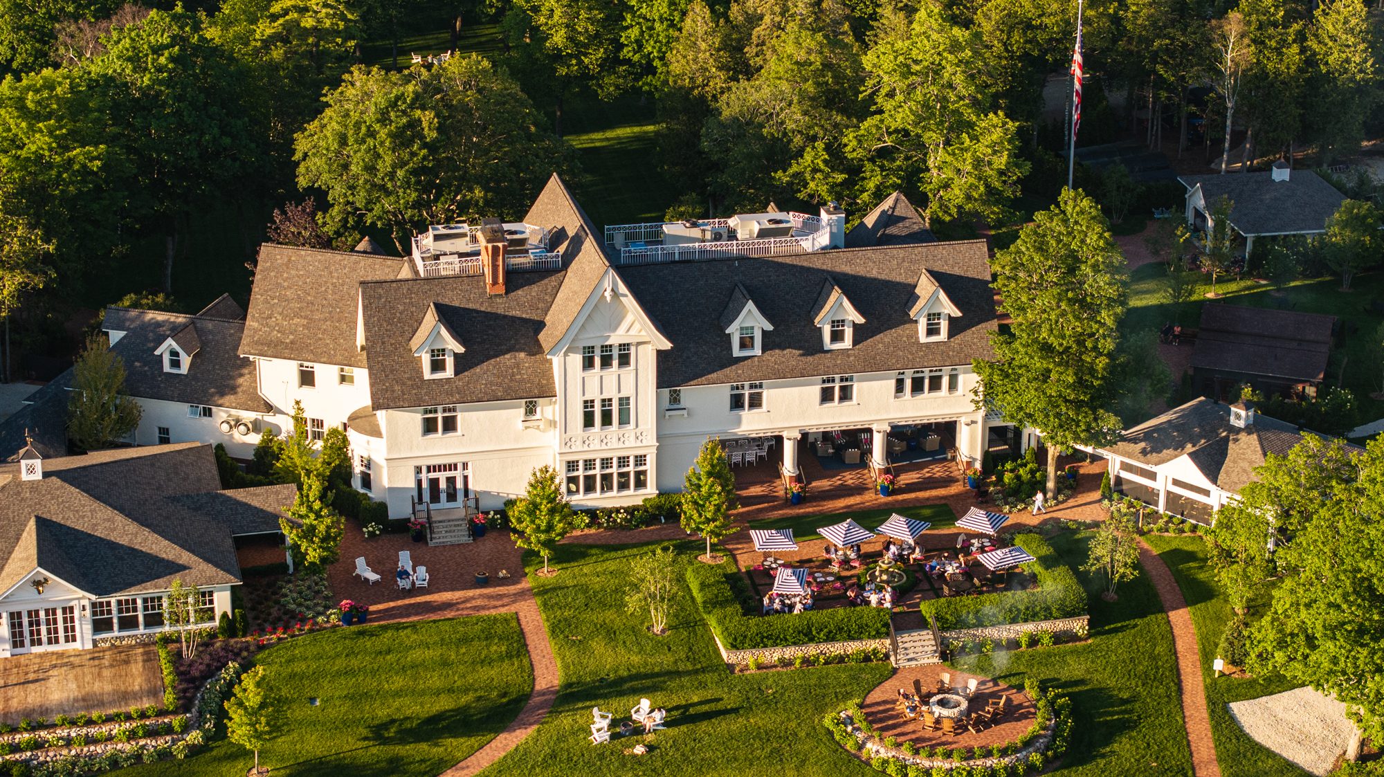 Outdoors, Architecture, Building