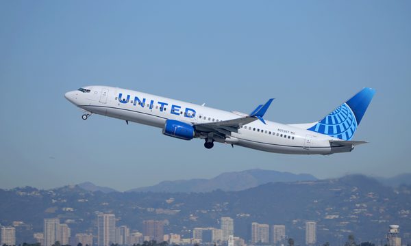 Aircraft, Airliner, Airplane