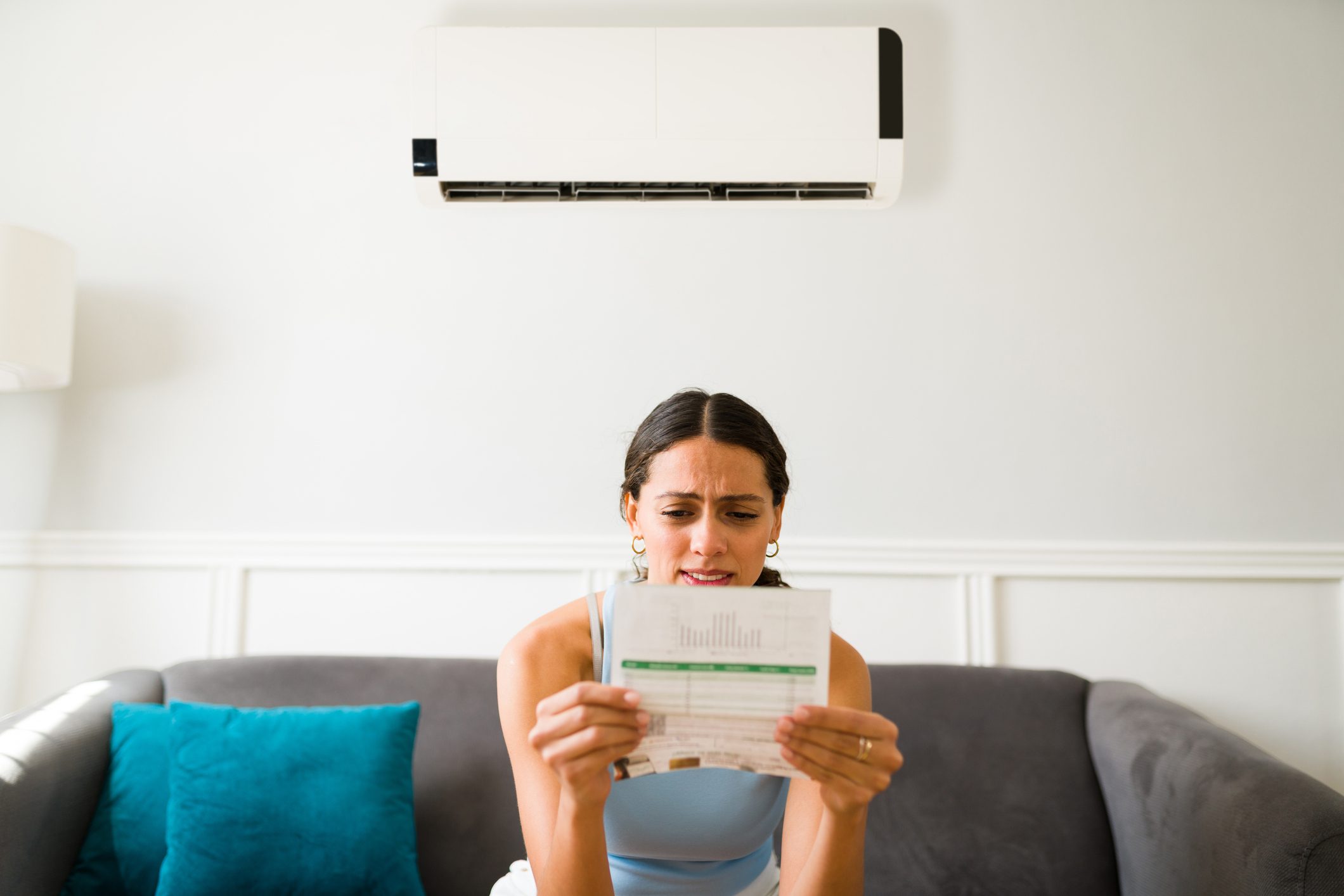 My Credit Card Bills Were Spiraling Every Month — Until I Tried This