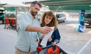 Study: People are Tracking Spending More Closely — Should You?