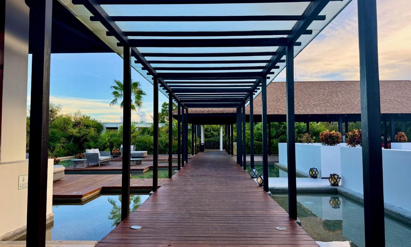 Water, Waterfront, Floor